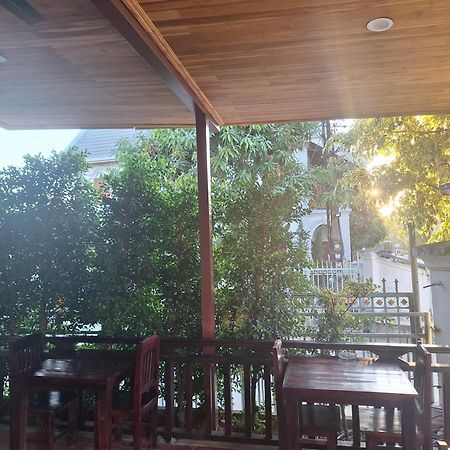 Le Khounsok Boutique Hotel Луанг Прабанг Екстериор снимка